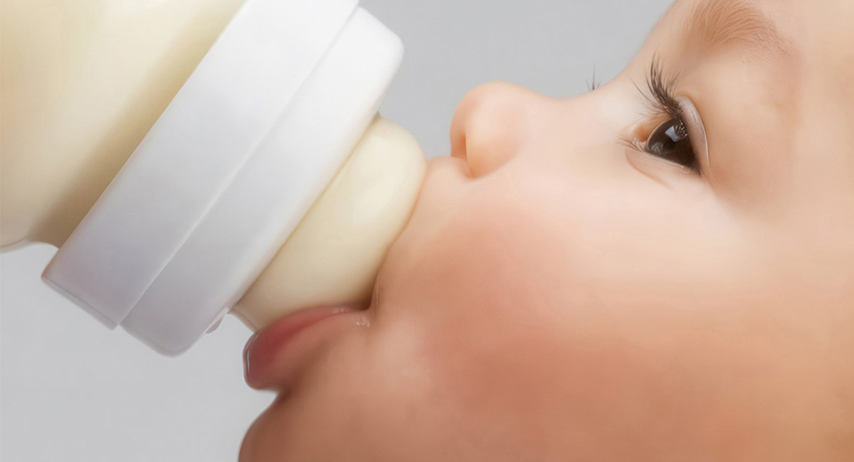 A mi bebé no le gusta la leche de fórmula